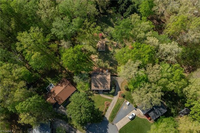 4 Bradsher Court, Randleman, NC 27317