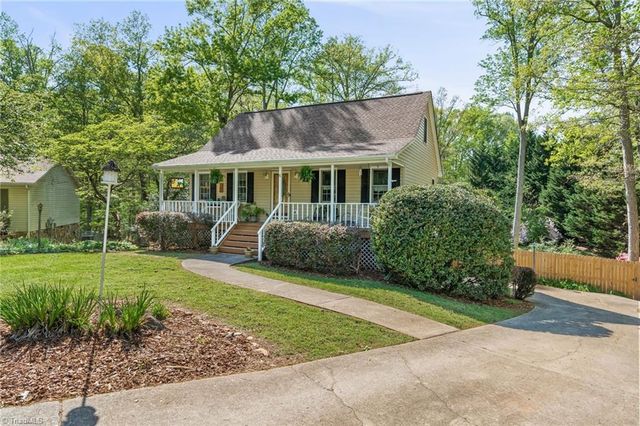 4 Bradsher Court, Randleman, NC 27317
