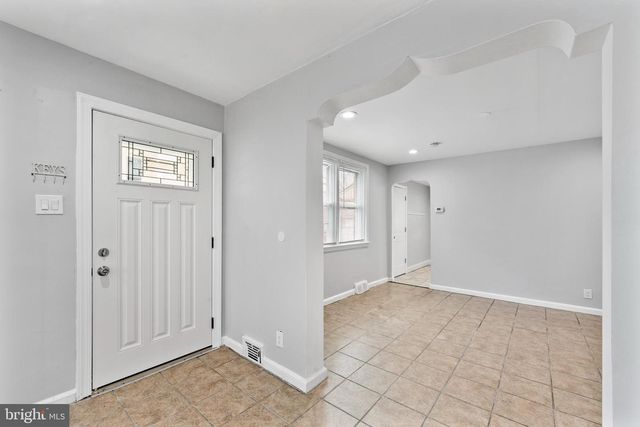 714 TYSON AVENUE, Philadelphia, PA 19111