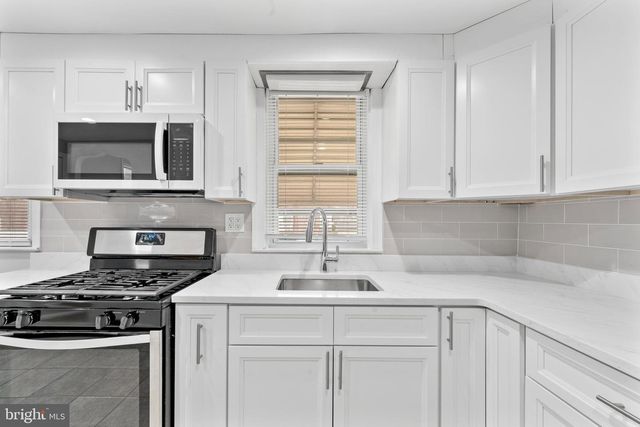 714 TYSON AVENUE, Philadelphia, PA 19111
