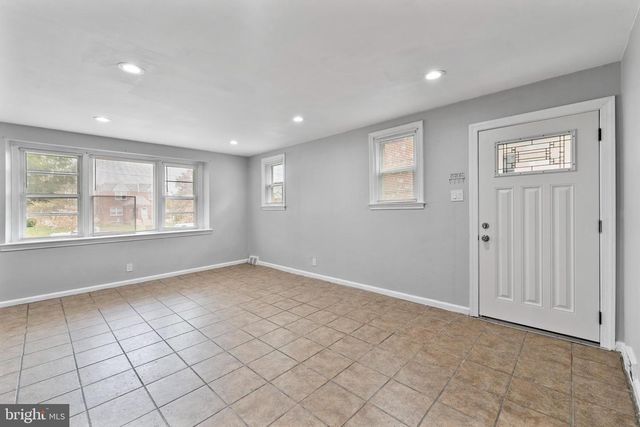 714 TYSON AVENUE, Philadelphia, PA 19111