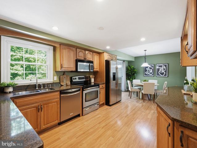 12036 WILLOWOOD DR, Woodbridge, VA 22192