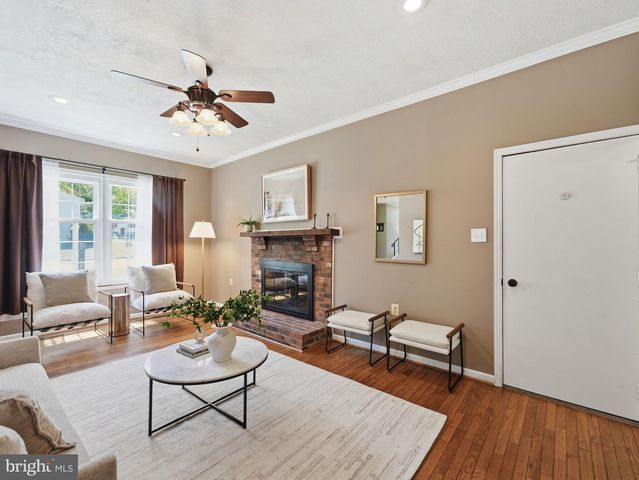 12036 WILLOWOOD DR, Woodbridge, VA 22192