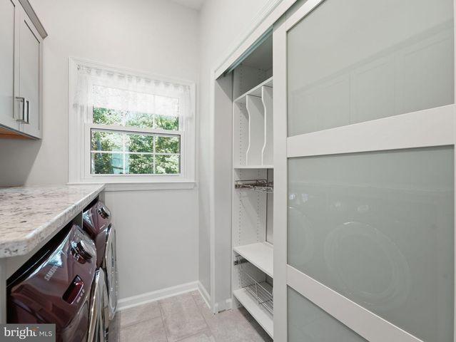 12036 WILLOWOOD DR, Woodbridge, VA 22192