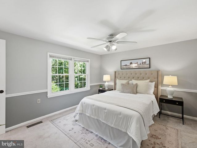 12036 WILLOWOOD DR, Woodbridge, VA 22192