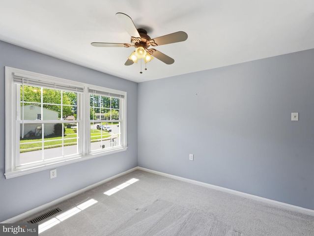 12036 WILLOWOOD DR, Woodbridge, VA 22192