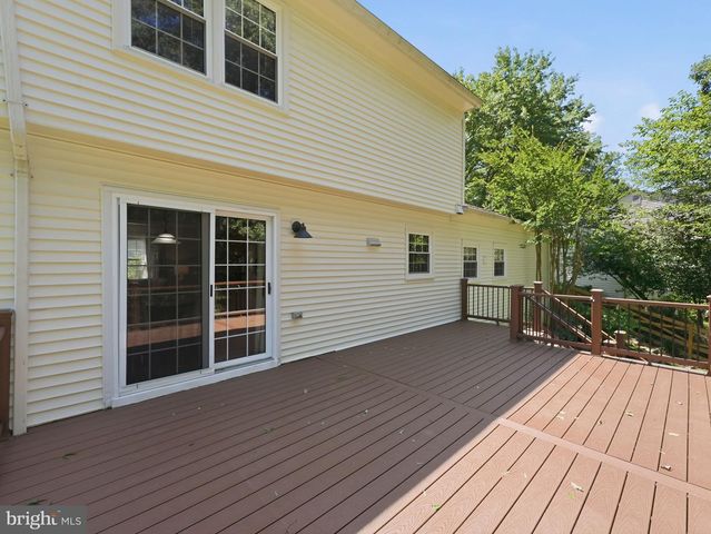 12036 WILLOWOOD DR, Woodbridge, VA 22192