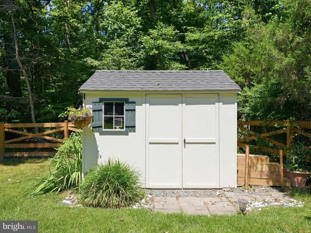 12036 WILLOWOOD DR, Woodbridge, VA 22192