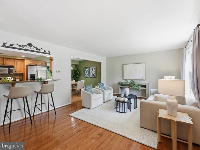 12036 WILLOWOOD DR, Woodbridge, VA 22192