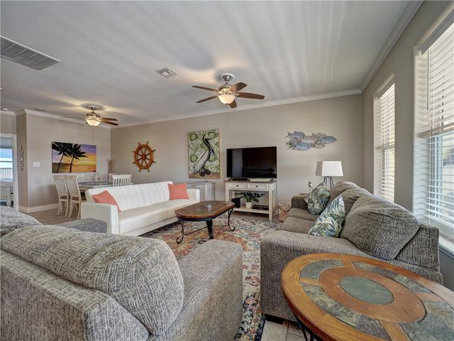 1833 S 11th St F2, Port Aransas, TX 78373