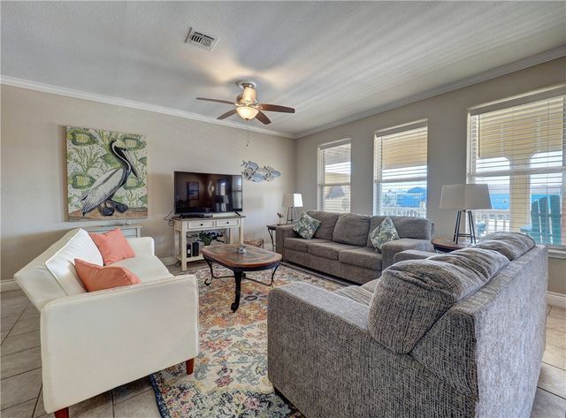 1833 S 11th St F2, Port Aransas, TX 78373