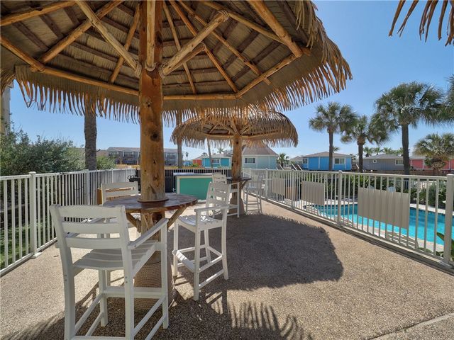 1833 S 11th St F2, Port Aransas, TX 78373