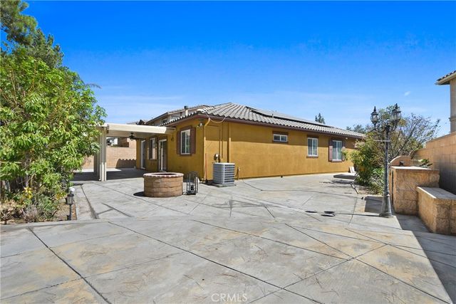 6252 Goldendale, Fontana, CA 92336