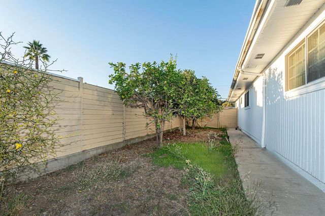 166 Via De Laurencio, Chula Vista, CA 91910