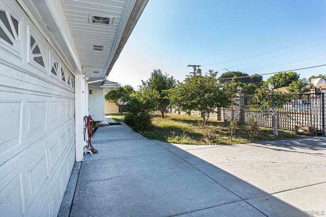 166 Via De Laurencio, Chula Vista, CA 91910