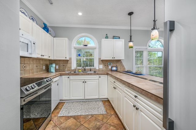 687 Riverwalk Dr Unit 201, Myrtle Beach, SC 29579