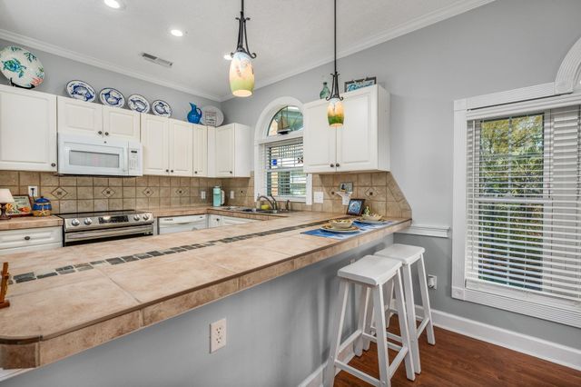 687 Riverwalk Dr Unit 201, Myrtle Beach, SC 29579