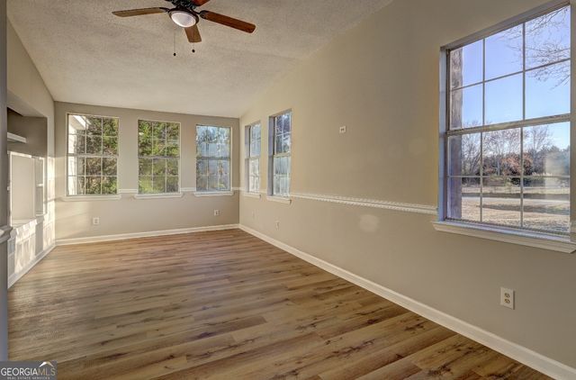 201 Dundee Lake Road, Griffin, GA 30223