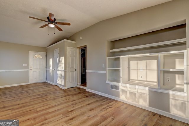 201 Dundee Lake Road, Griffin, GA 30223