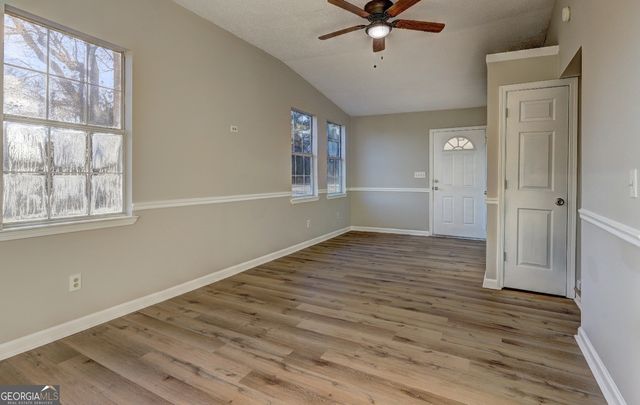 201 Dundee Lake Road, Griffin, GA 30223