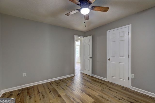 201 Dundee Lake Road, Griffin, GA 30223