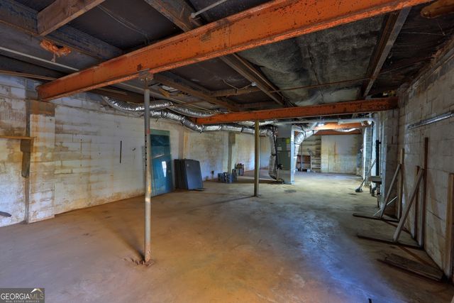 201 Dundee Lake Road, Griffin, GA 30223