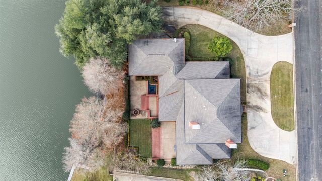 1204 Secluded Ln, Longview, TX 75604