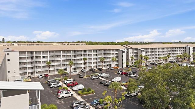 3446 LAKE BAYSHORE DRIVE 416, Bradenton, FL 34205