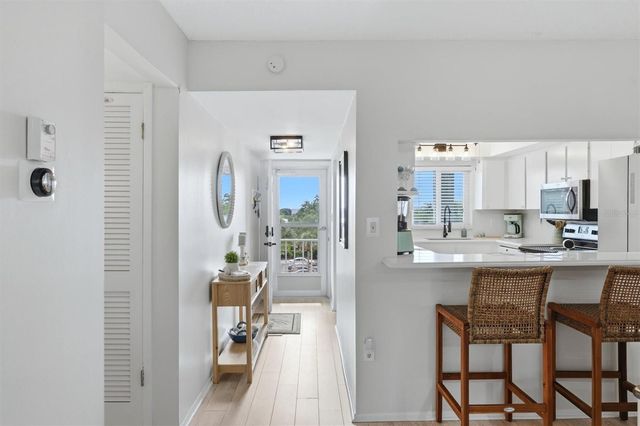 3446 LAKE BAYSHORE DRIVE 416, Bradenton, FL 34205