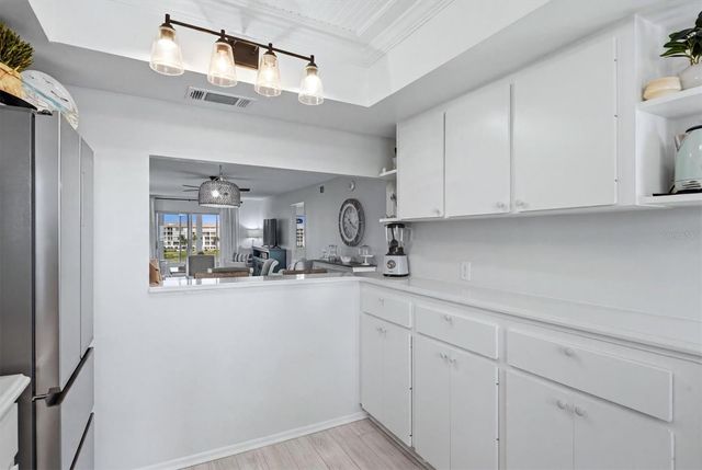 3446 LAKE BAYSHORE DRIVE 416, Bradenton, FL 34205