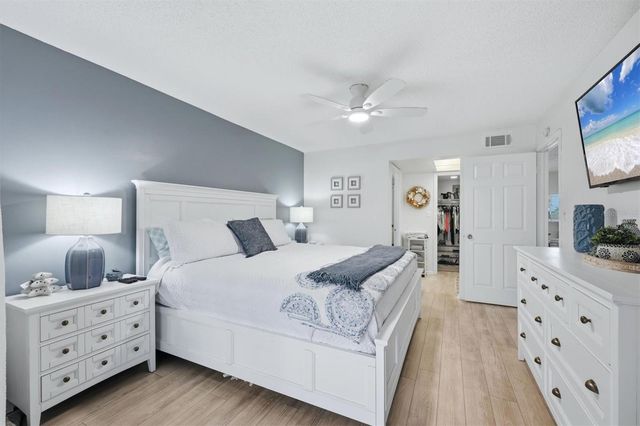 3446 LAKE BAYSHORE DRIVE 416, Bradenton, FL 34205