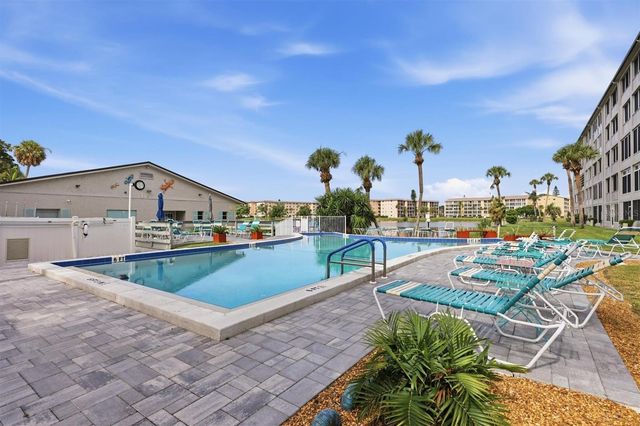 3446 LAKE BAYSHORE DRIVE 416, Bradenton, FL 34205