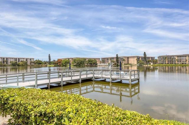 3446 LAKE BAYSHORE DRIVE 416, Bradenton, FL 34205