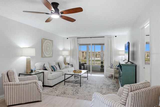 3446 LAKE BAYSHORE DRIVE 416, Bradenton, FL 34205