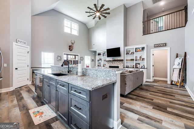 3790 Old Dixie S, Springfield, GA 31329