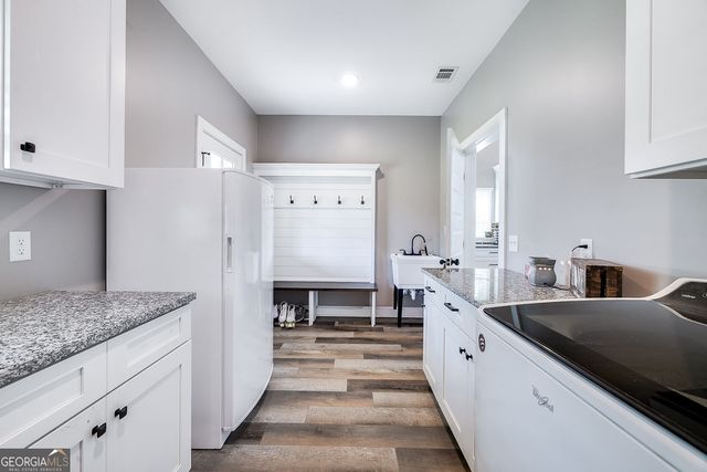 3790 Old Dixie S, Springfield, GA 31329