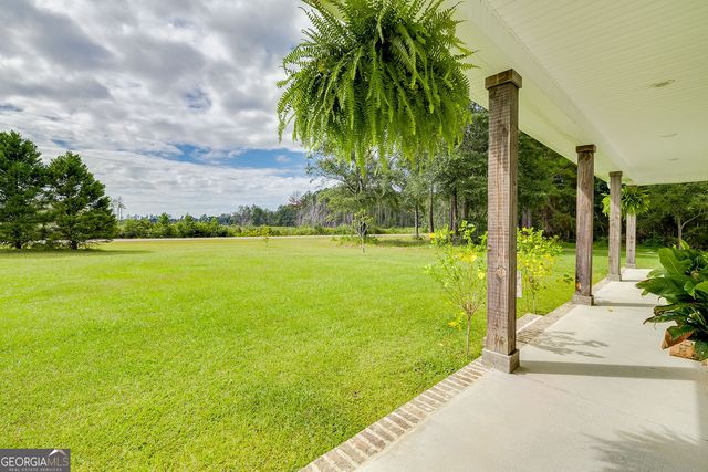 3790 Old Dixie S, Springfield, GA 31329