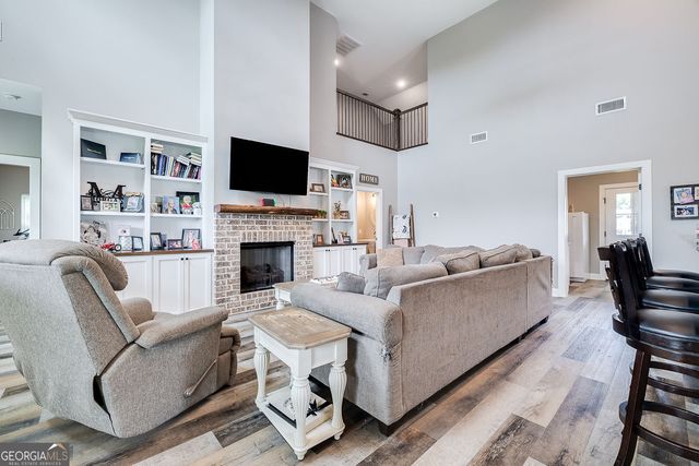 3790 Old Dixie S, Springfield, GA 31329