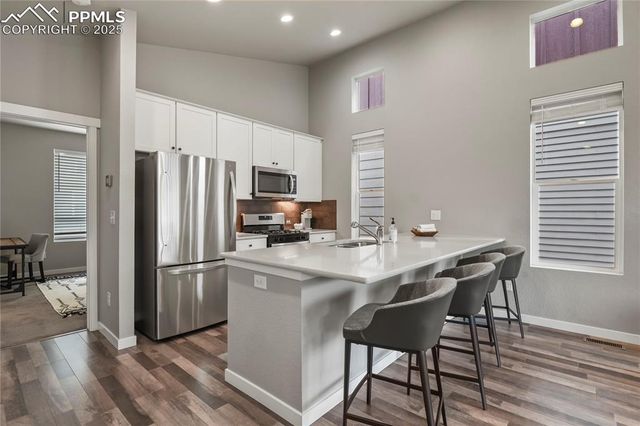 1344 Sunshine Valley Way, Colorado Springs, CO 80921