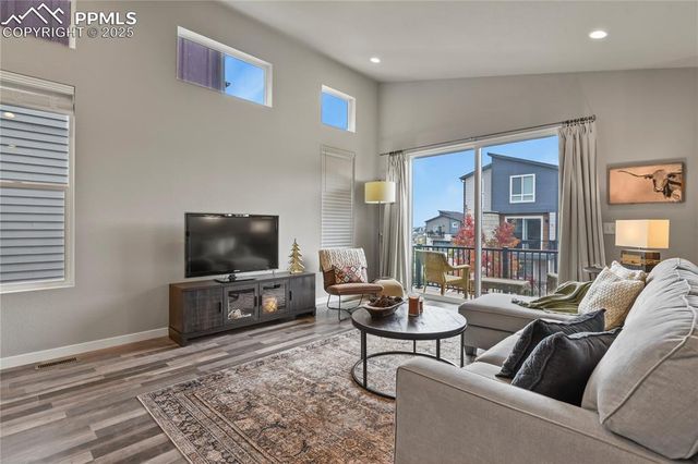 1344 Sunshine Valley Way, Colorado Springs, CO 80921