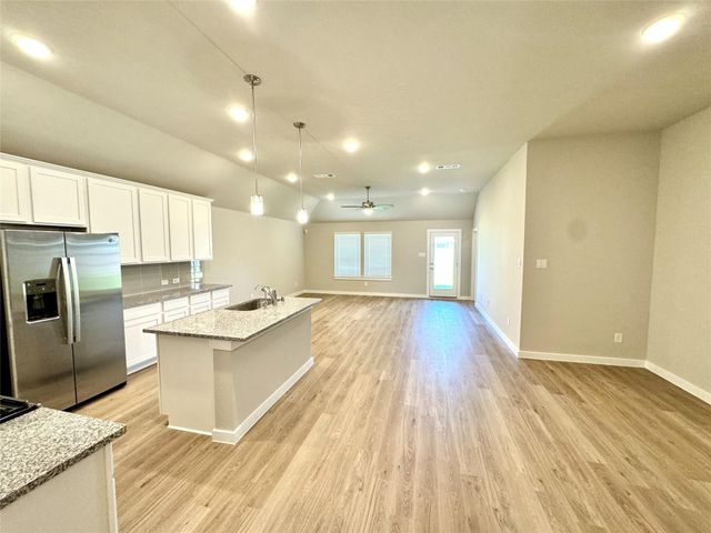 8615 Jetty Glen Drive, Cypress, TX 77433