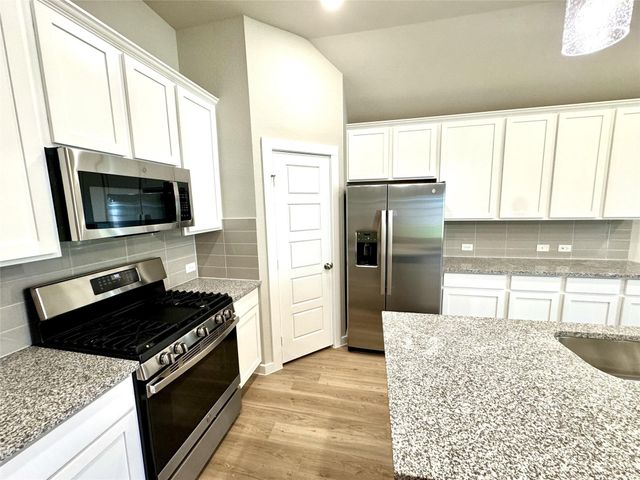 8615 Jetty Glen Drive, Cypress, TX 77433