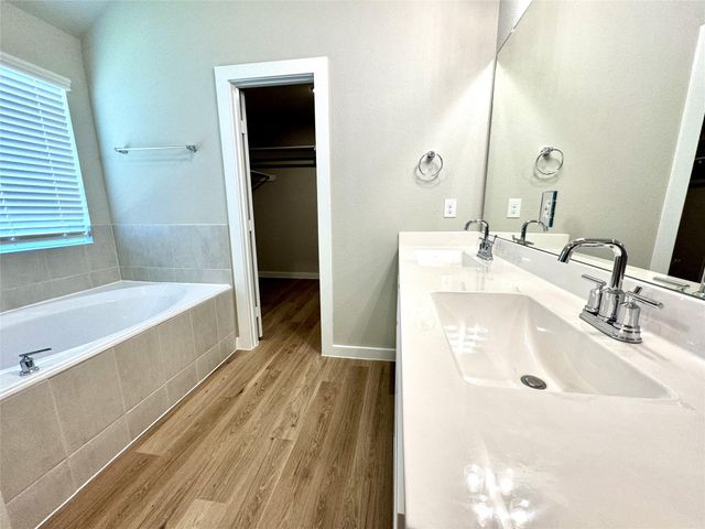 8615 Jetty Glen Drive, Cypress, TX 77433