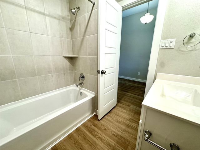 8615 Jetty Glen Drive, Cypress, TX 77433