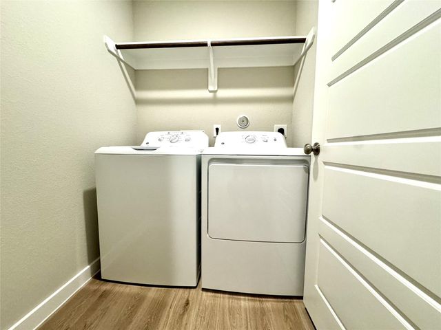 8615 Jetty Glen Drive, Cypress, TX 77433