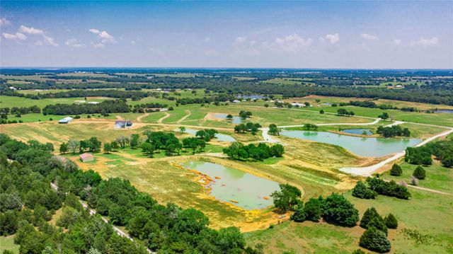 1789 Brumelow Road, Whitesboro, TX 76273