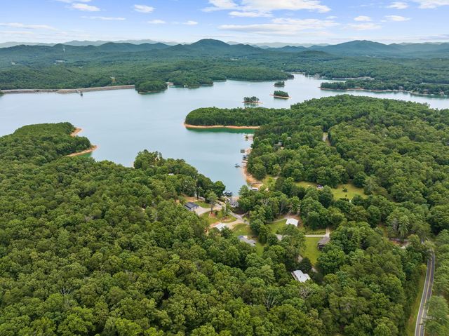 27 Medford Lane, Blairsville, GA 30512