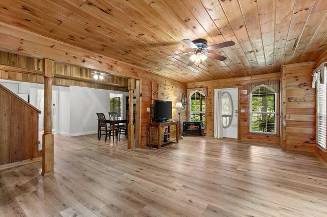27 Medford Lane, Blairsville, GA 30512