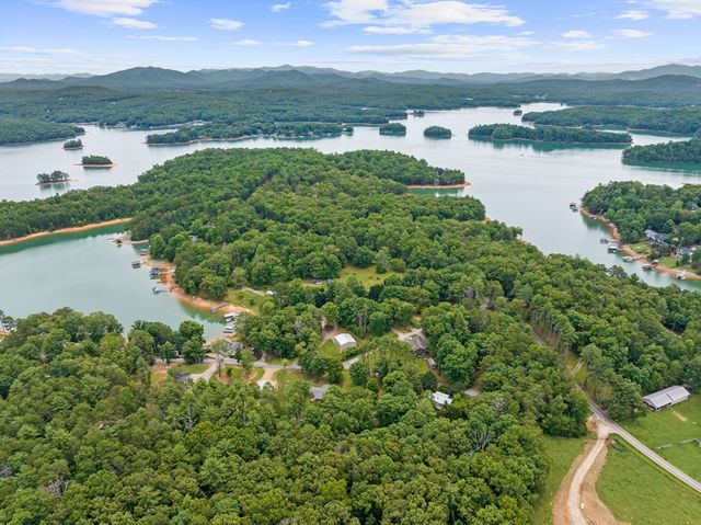 27 Medford Lane, Blairsville, GA 30512