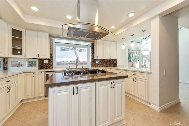 22625 Wood Shadow, Lake Forest, CA 92630